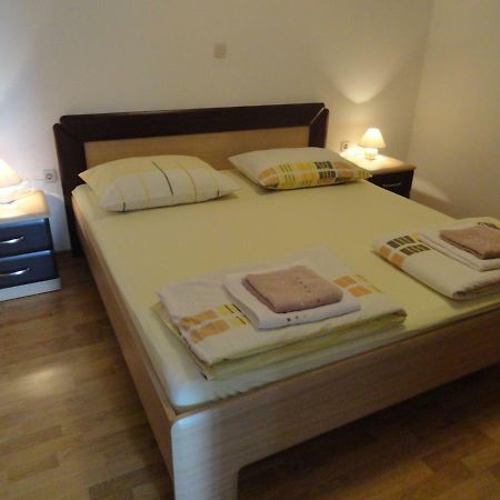 Tona Apartman Rovinjsko Selo Kültér fotó
